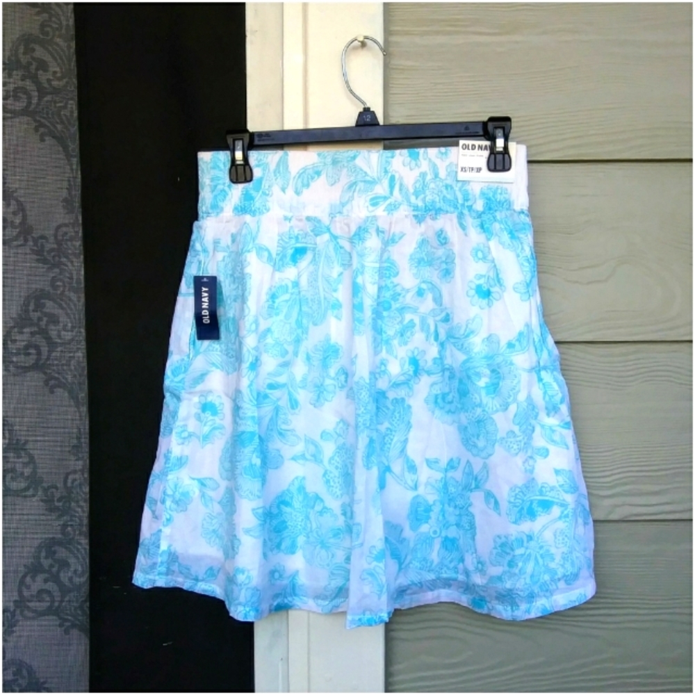 NWT Old Navy Cotton Floral Mini Skirt-Size XS